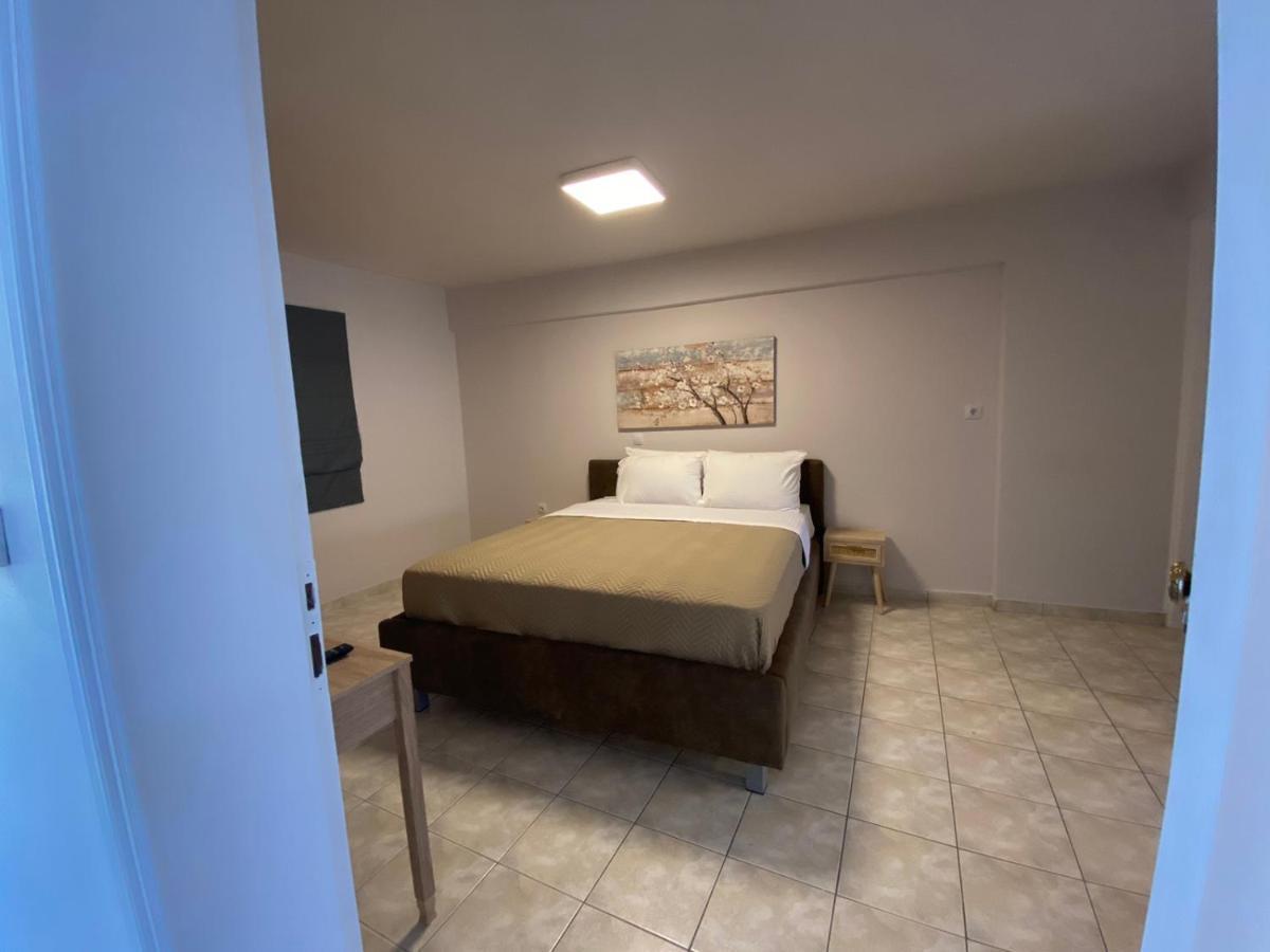 Orama Rooms 2 Kalamata Exterior photo