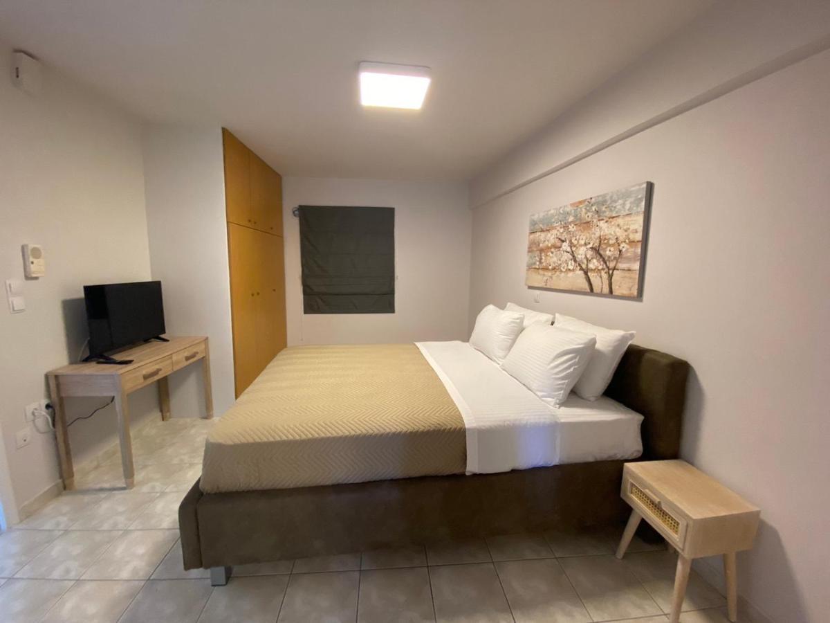 Orama Rooms 2 Kalamata Exterior photo